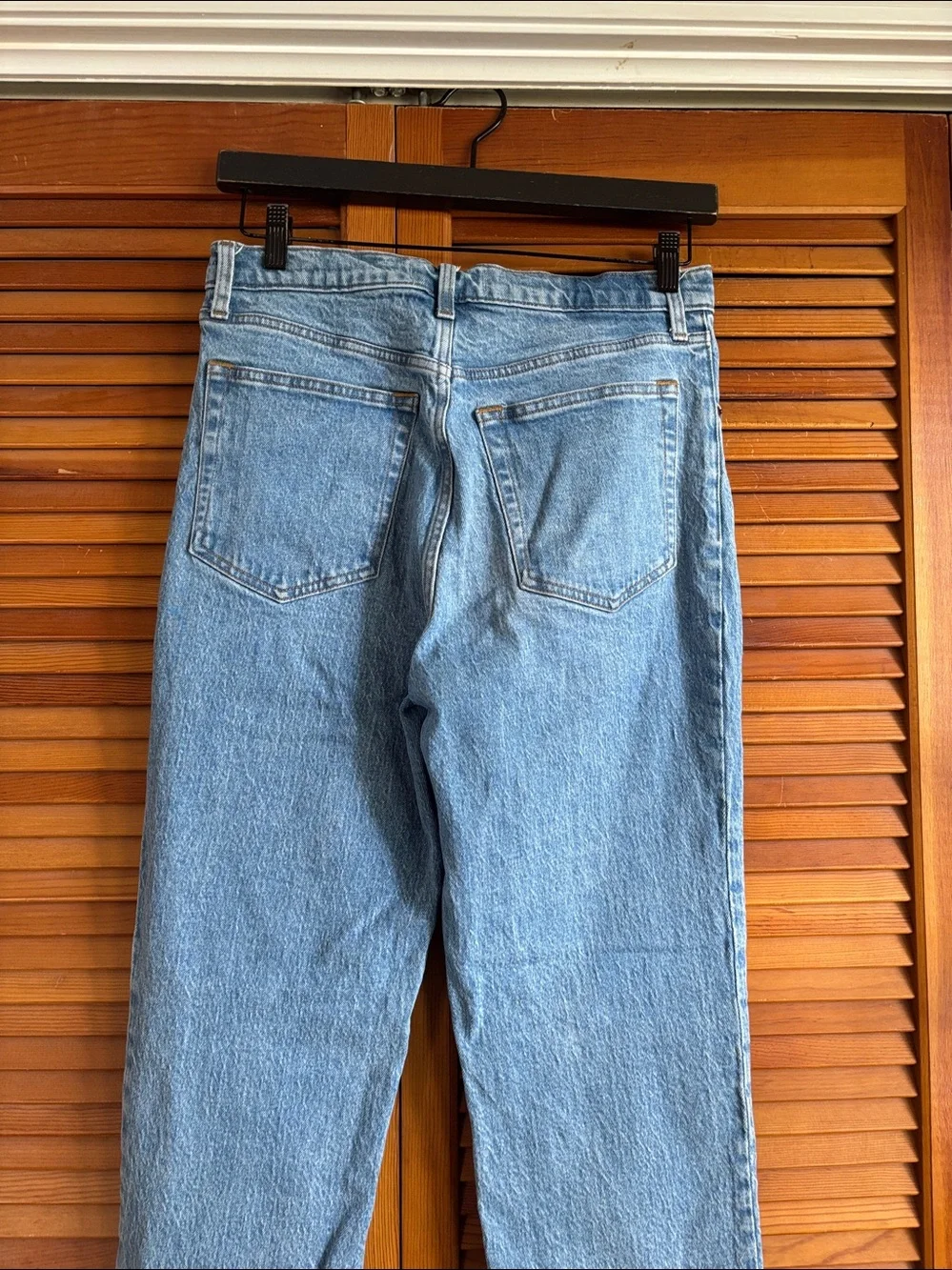 Abercrombie & Fitch The 90’s Straight-Leg Ultra High Rise Light Blue Denim Jeans